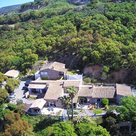 Les Aurochs Bed & Breakfast Гримо Екстериор снимка