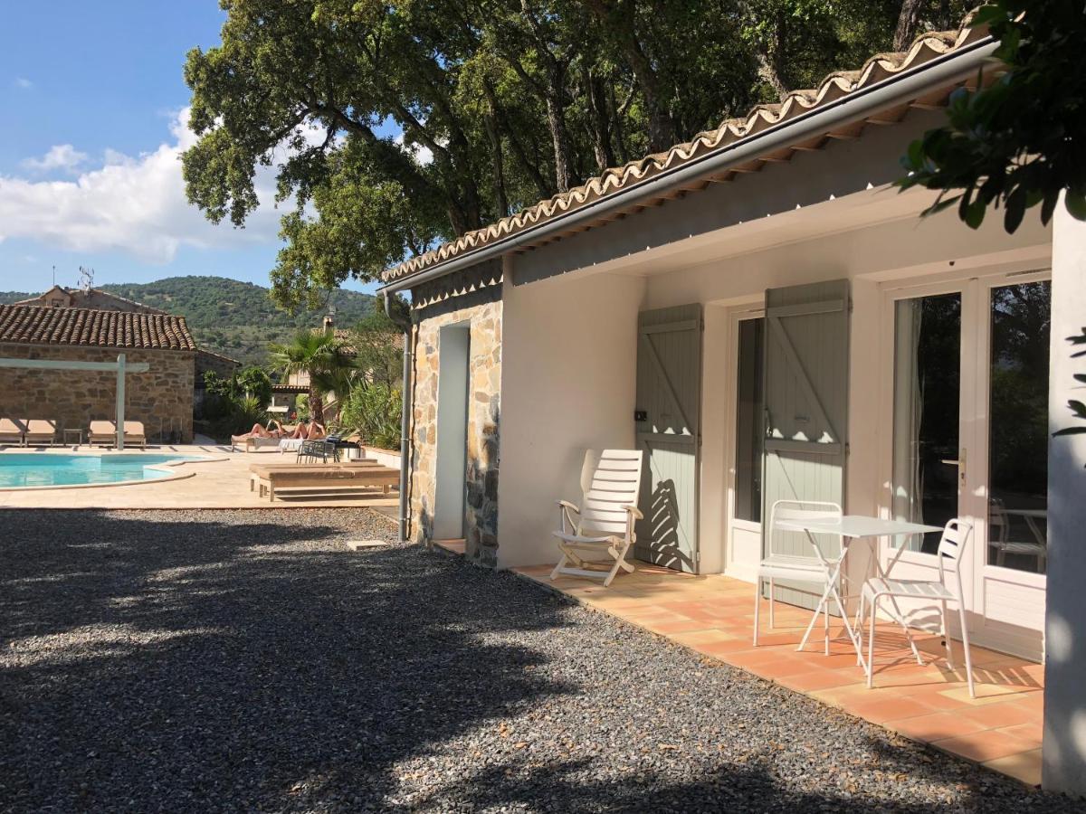 Les Aurochs Bed & Breakfast Гримо Екстериор снимка